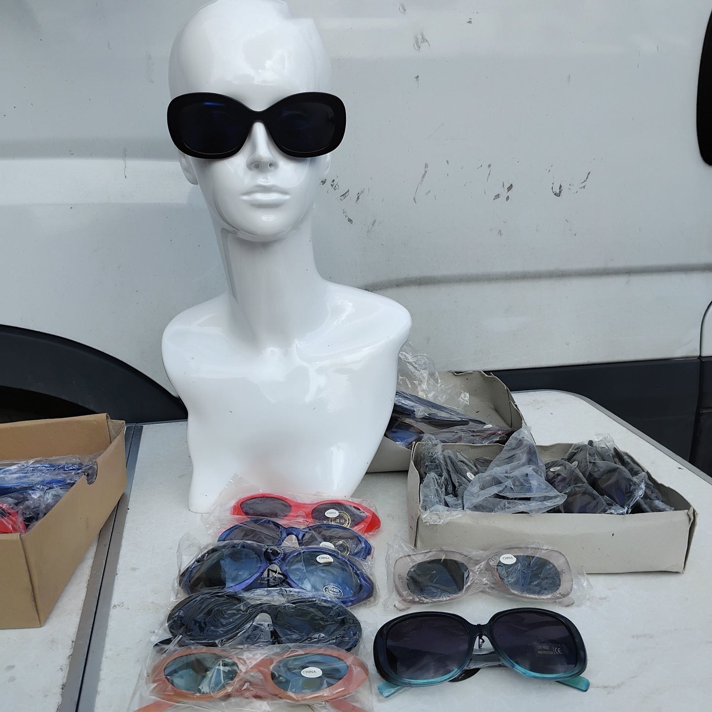 Job lot of 12 Assorted Adult Sunglasses
