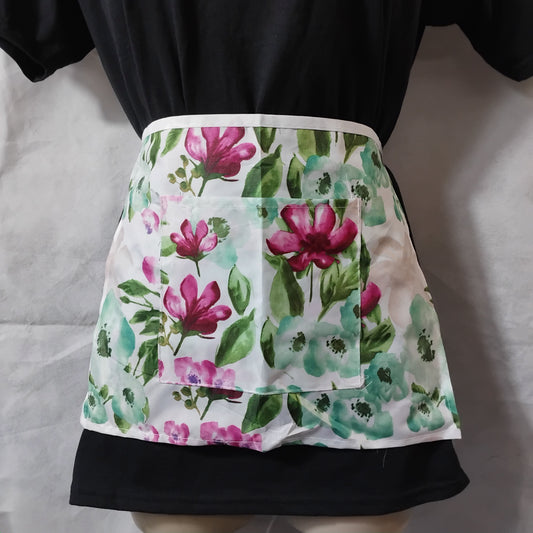 Job Lot of 12 Floral Laundry Aprons
