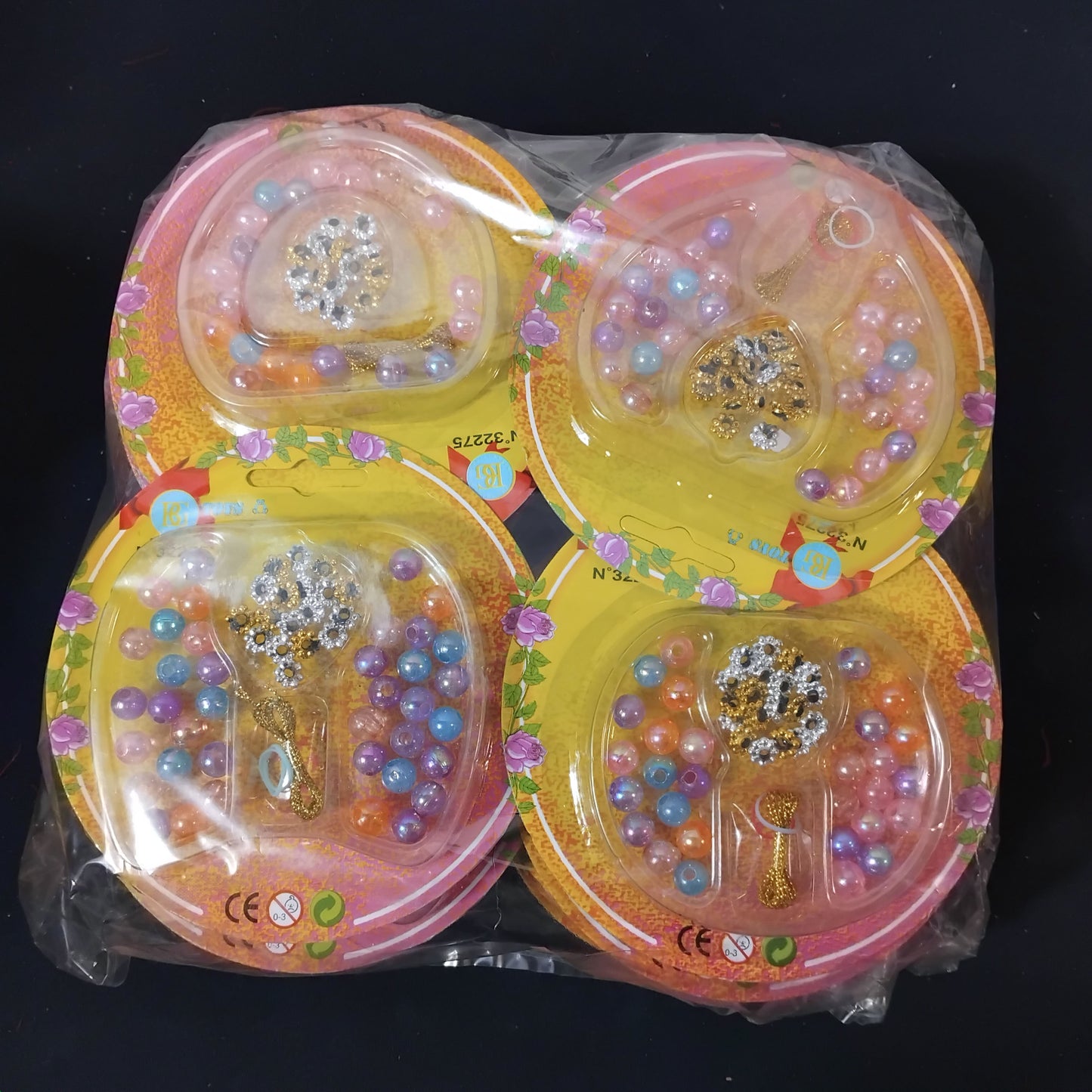 Job lot of 12 Childrens Jewellery Making Sets