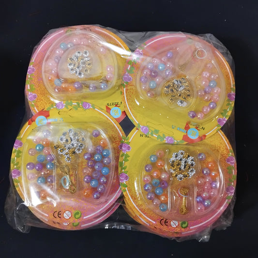 Job lot of 12 Childrens Jewellery Making Sets