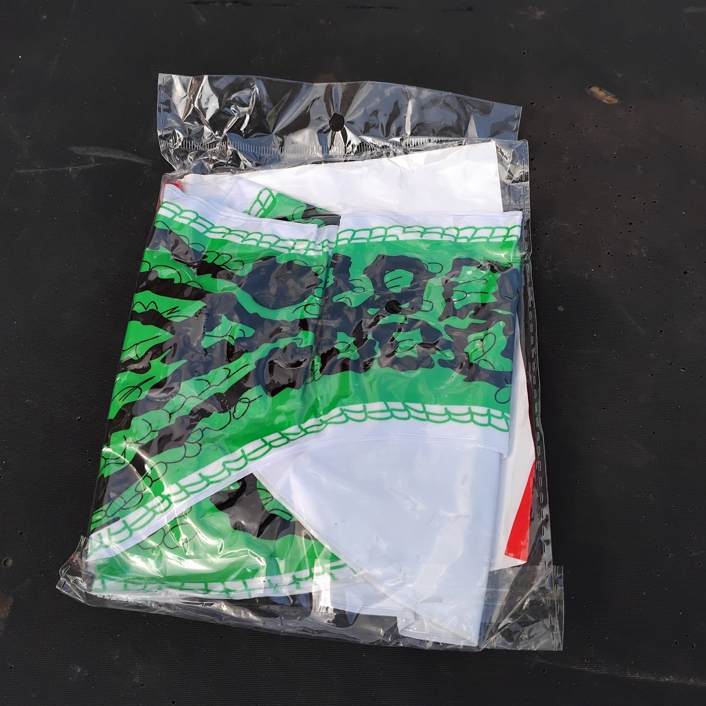 Job Lot of 12 Inflatable 50cm Snake